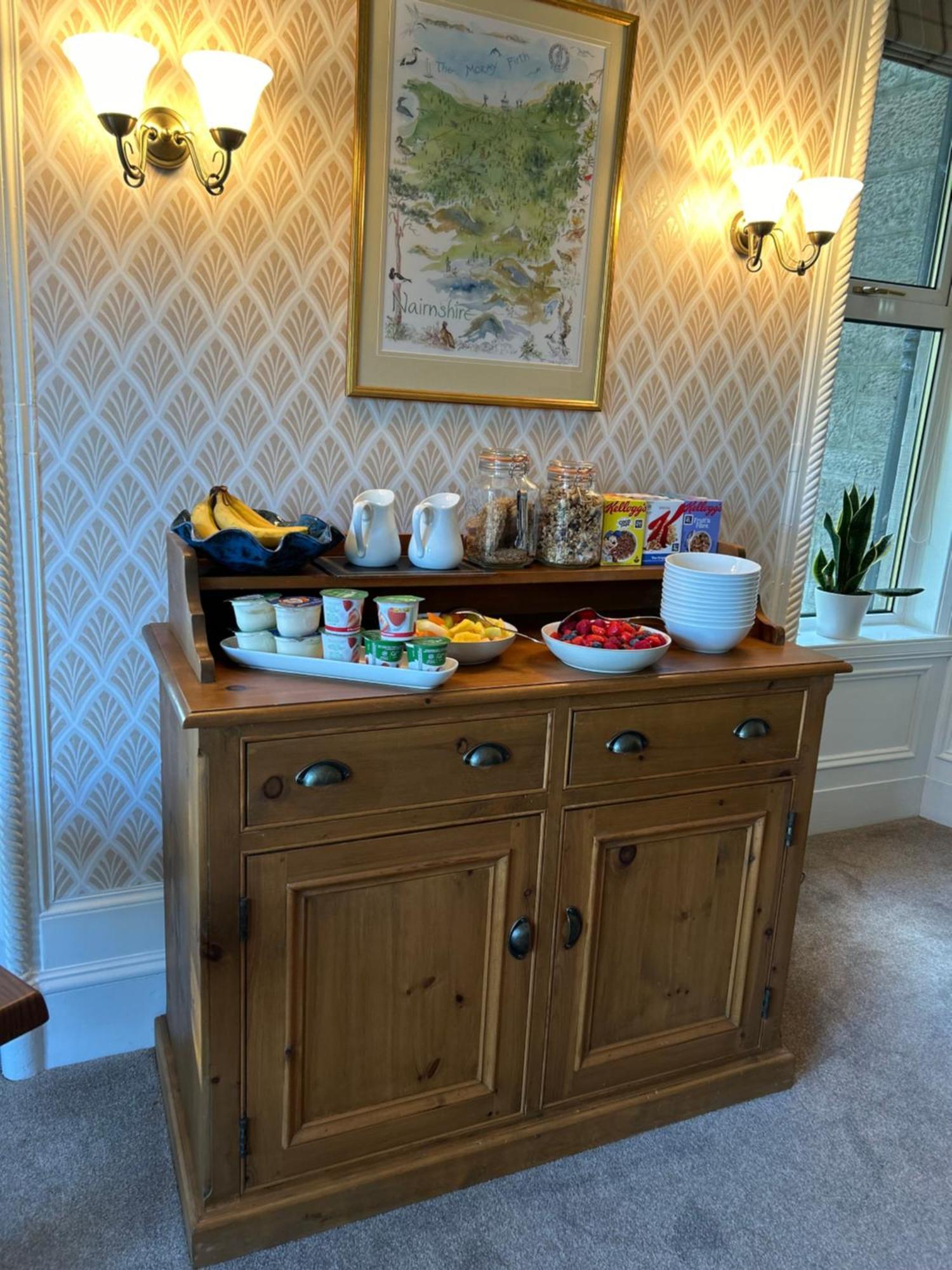 Glen Lyon Lodge Bed And Breakfast Nairn Exteriör bild